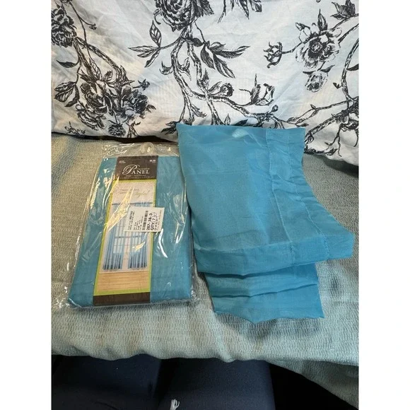 Hobby Lobby Set Of 2 Turquoise Teal Sky Blue Sheer Curtain Panels 59 X 84 Rod Pk - Picture 1 of 4